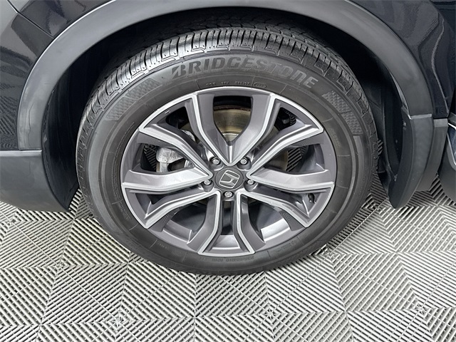 2020 Honda CR-V Touring photo 4