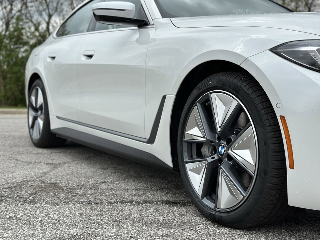 2025 Bmw i4 xDrive40 photo 9