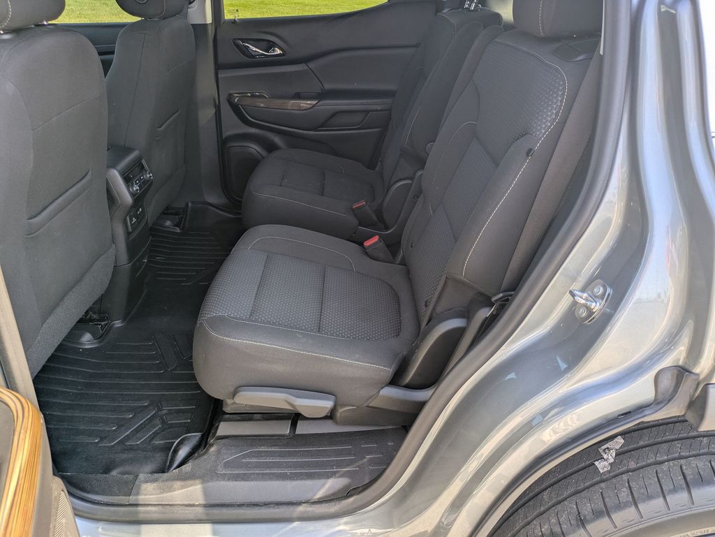 2023 Gmc Acadia SL photo 19