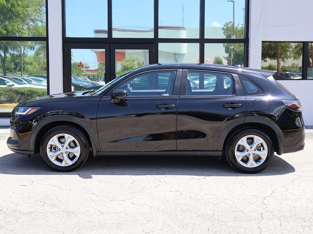2023 Honda HR-V LX photo 9
