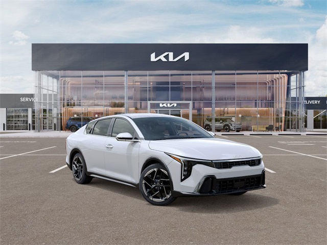 2025 Kia K4 GT-Line photo 8