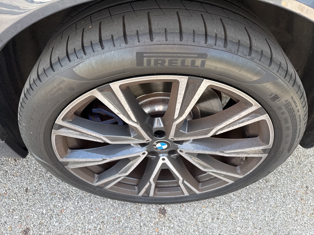2020 Bmw X7 M50i photo 9