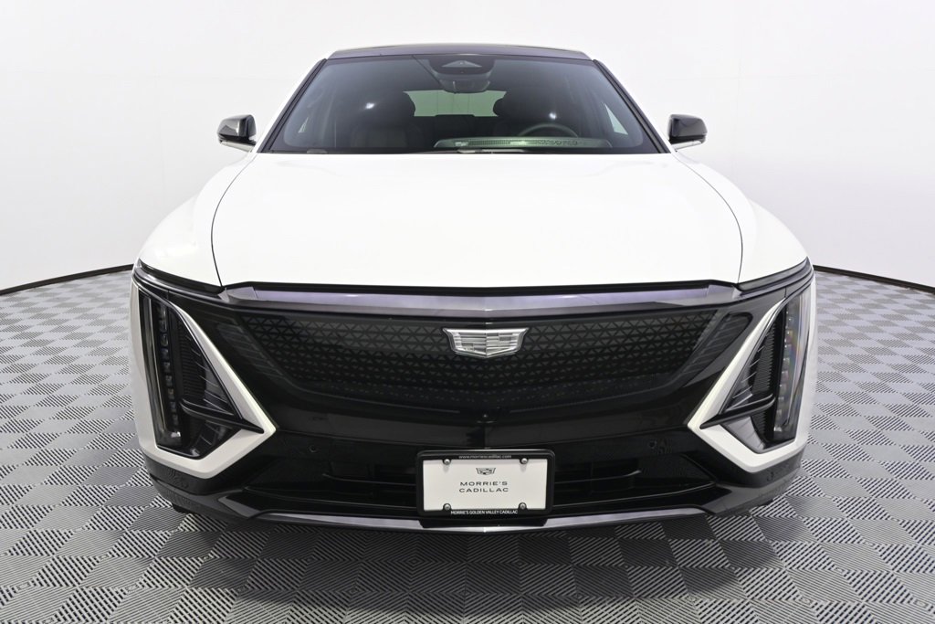 2025 Cadillac Lyriq Sport photo 10