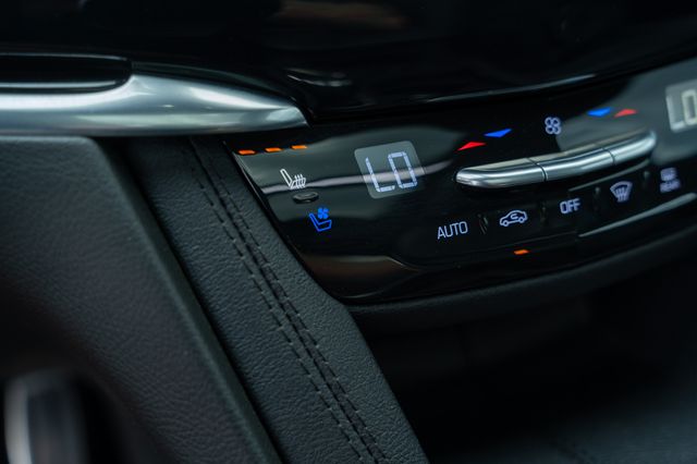 2023 Cadillac XT6 Sport photo 33