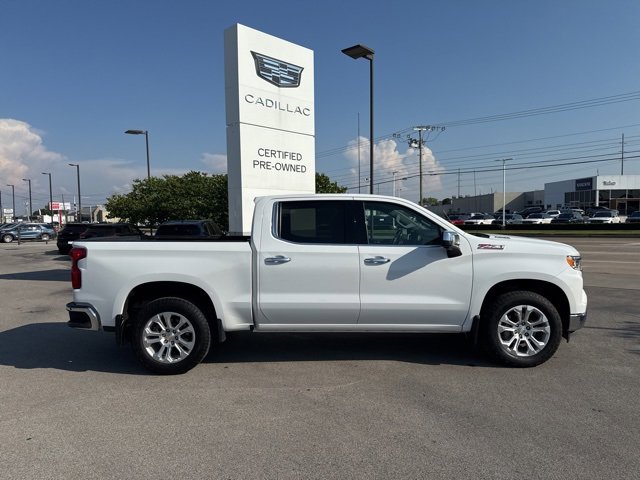 2022 Chevrolet Silverado 1500 LTZ photo 3