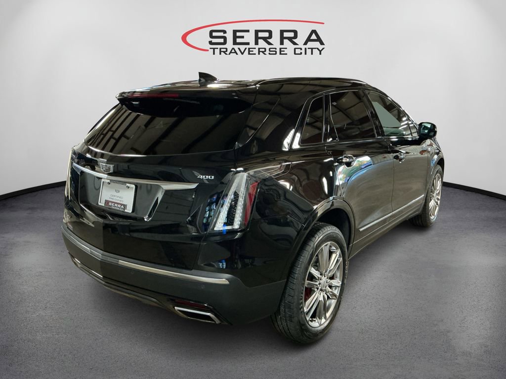2022 Cadillac XT5 Sport photo 5