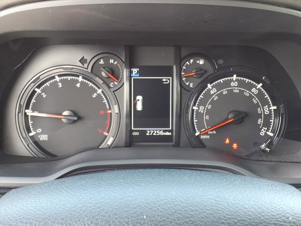 2024 Toyota 4Runner SR5 photo 18