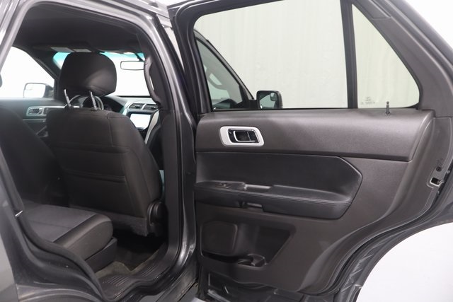 2015 Ford Explorer XLT photo 14