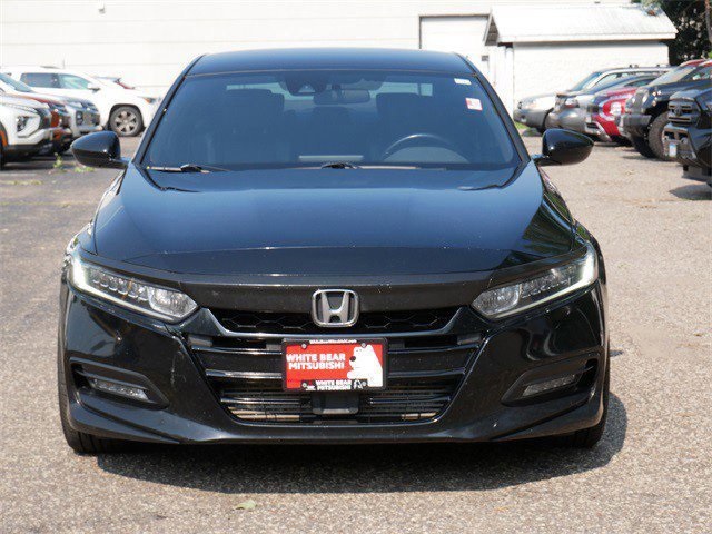 2018 Honda Accord Sport photo 2