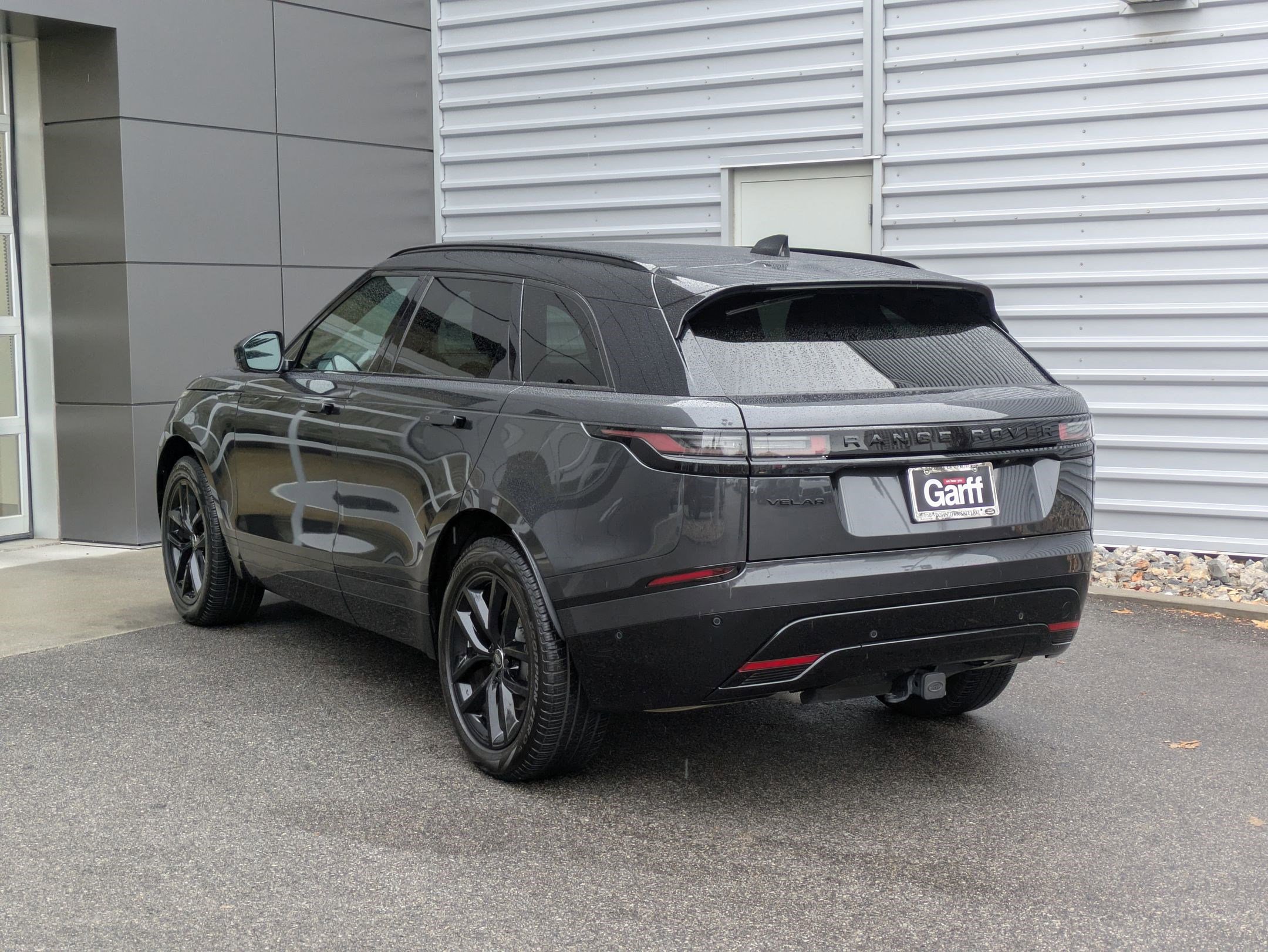 2024 Land Rover Range Rover Velar SE photo 3