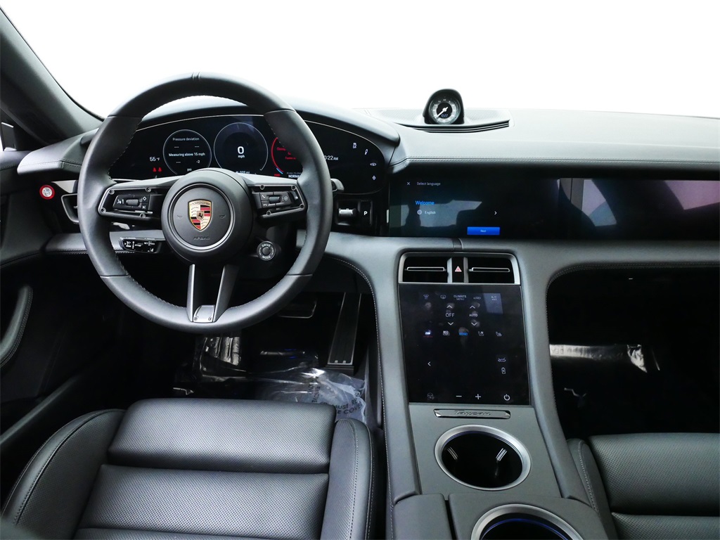 2025 Porsche Taycan 4S photo 17