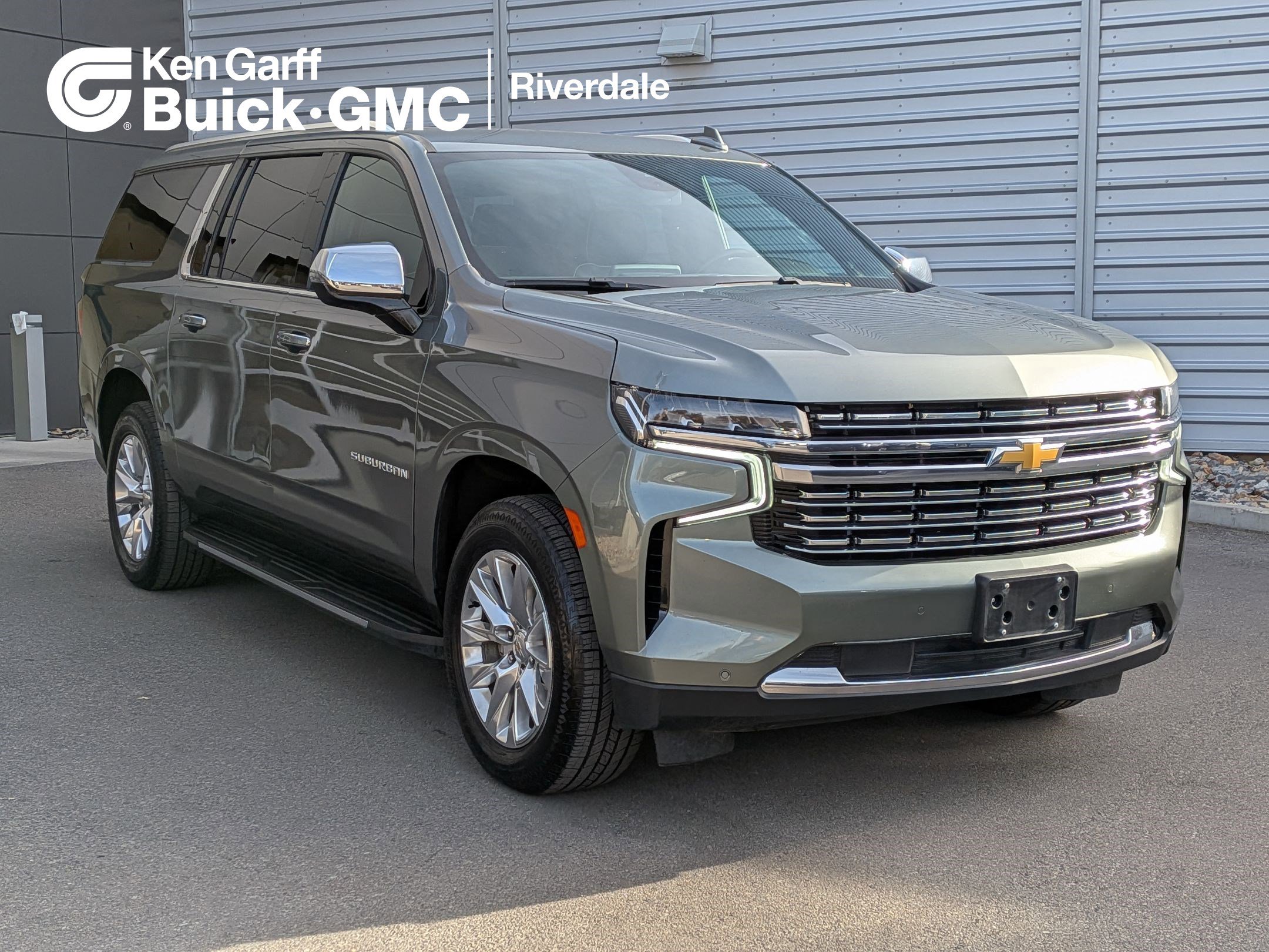 2023 Chevrolet Suburban Premier's photo