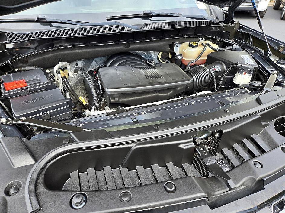 2021 Chevrolet Tahoe Z71 photo 18