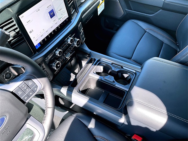 2026 Ford F-250 photo 8