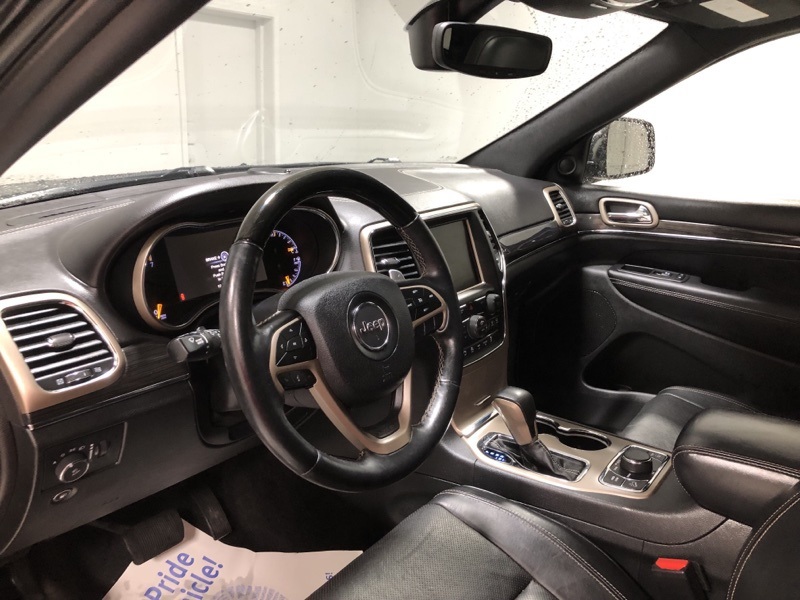2017 Jeep Grand Cherokee Overland photo 15