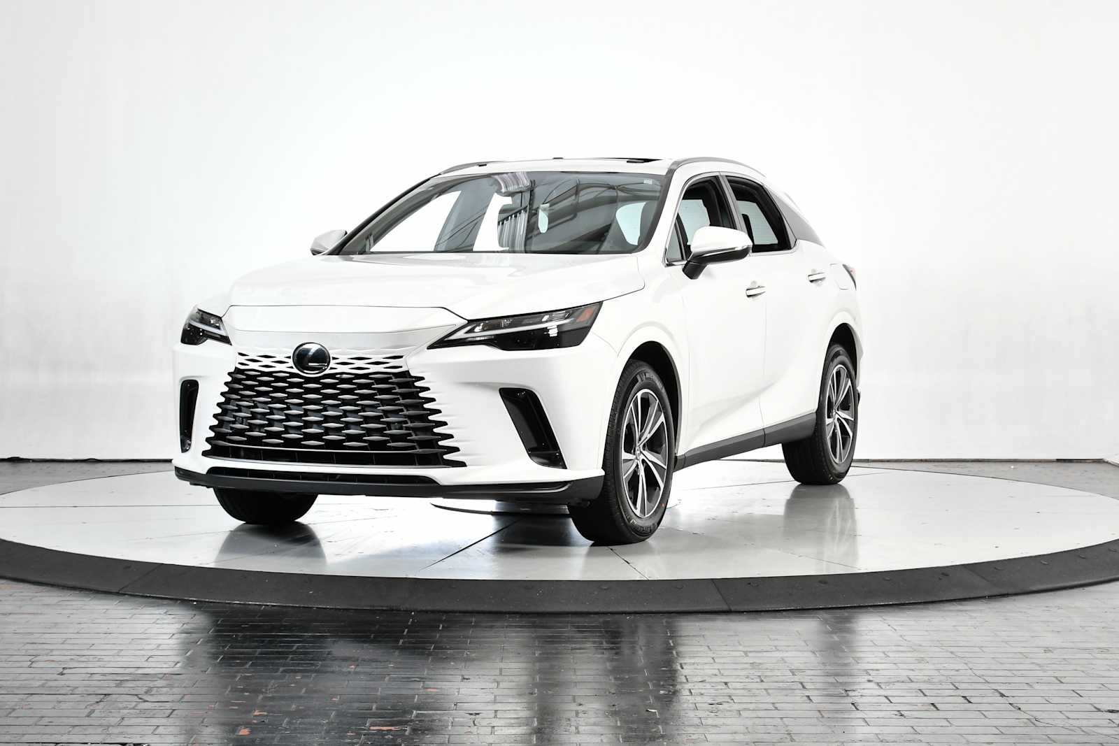 2023 Lexus RX 350's photo