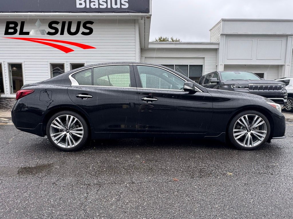2021 Infiniti Q50 3.0t Sensory photo 5