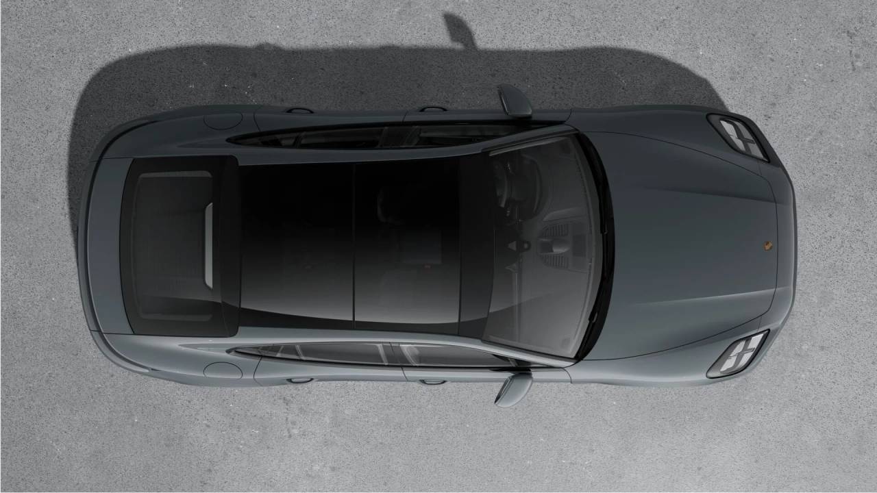 2026 Porsche Panamera 4 E-Hybrid photo 4