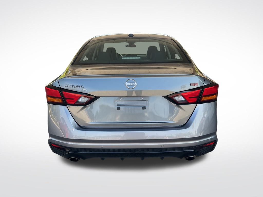 2023 Nissan Altima SR photo 40