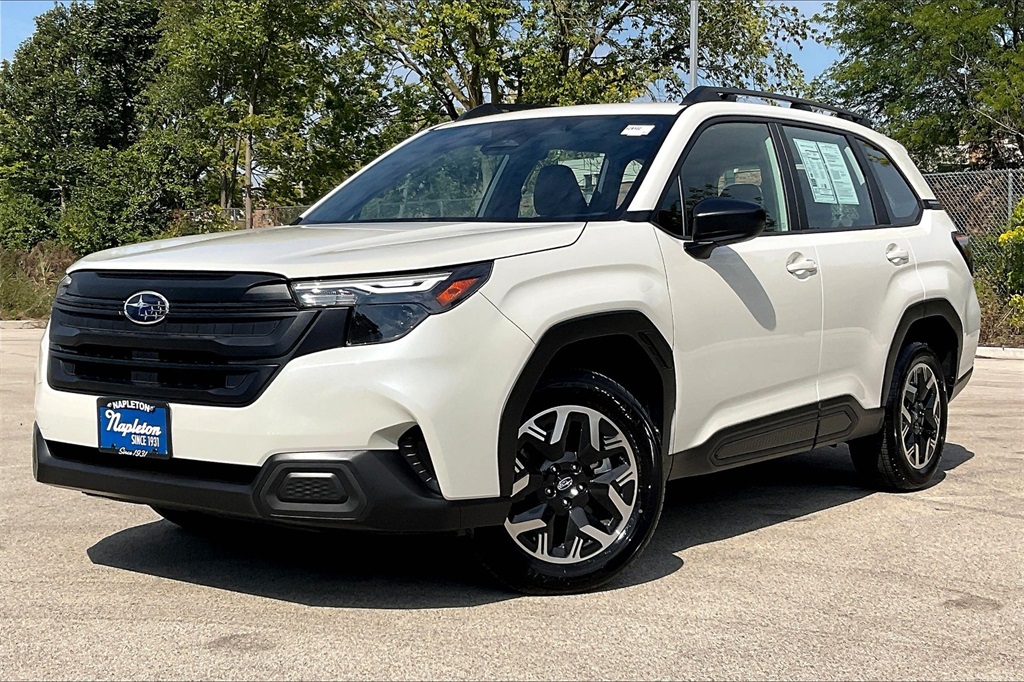 2025 Subaru Forester Base photo 12