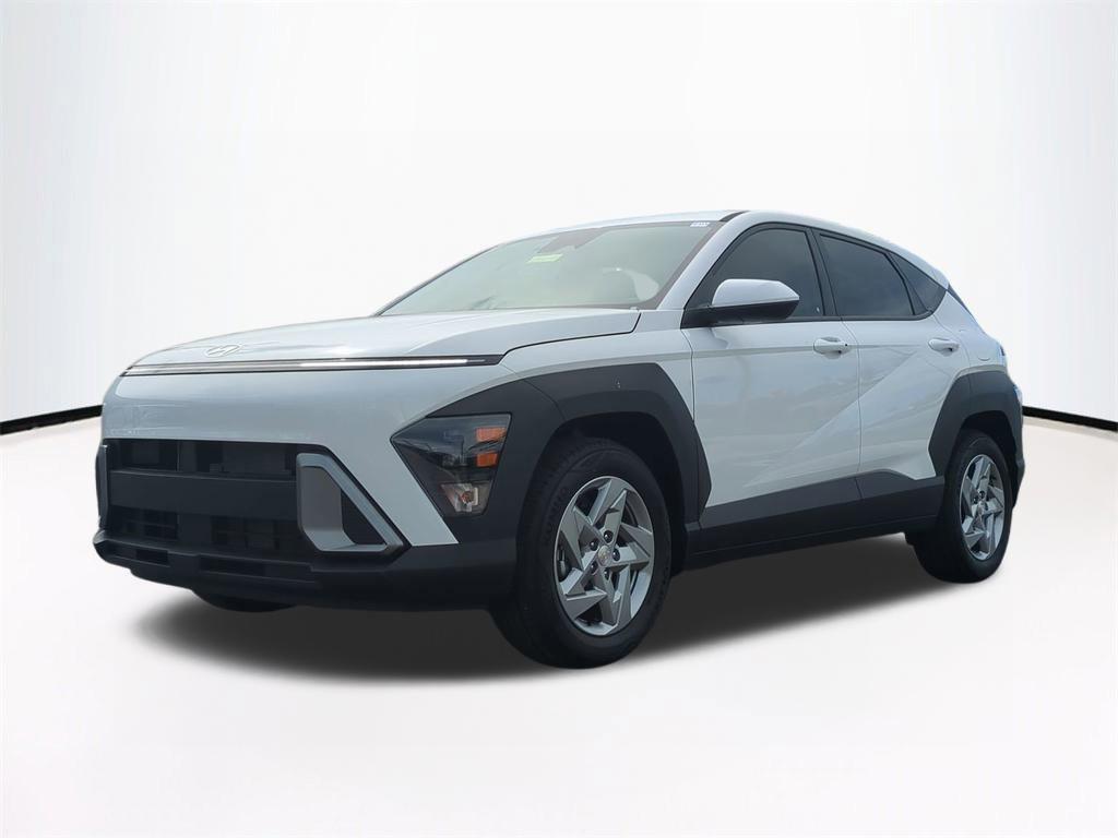 2026 Hyundai Kona SE photo 4