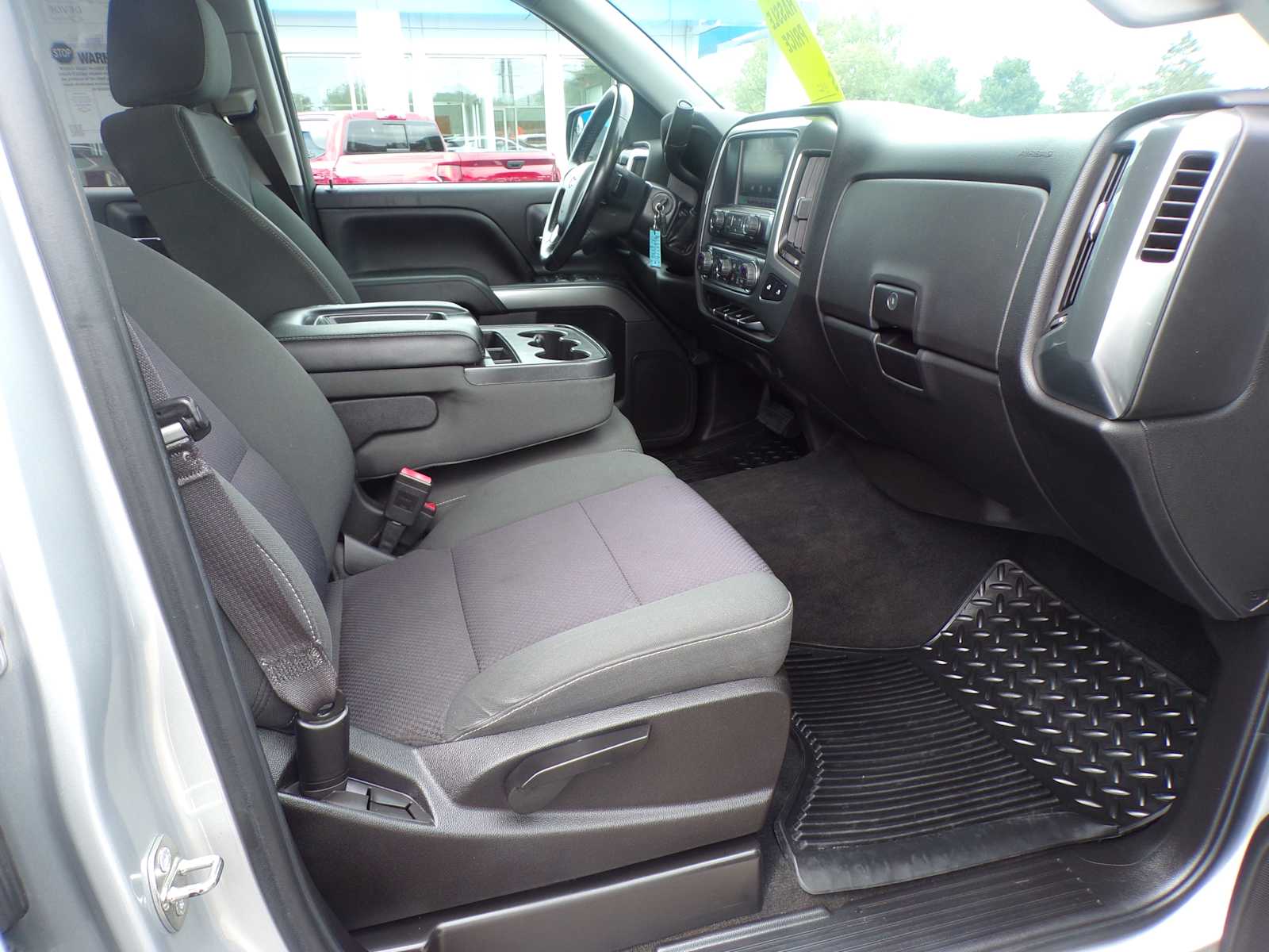 2015 Chevrolet Silverado 1500 LT photo 15
