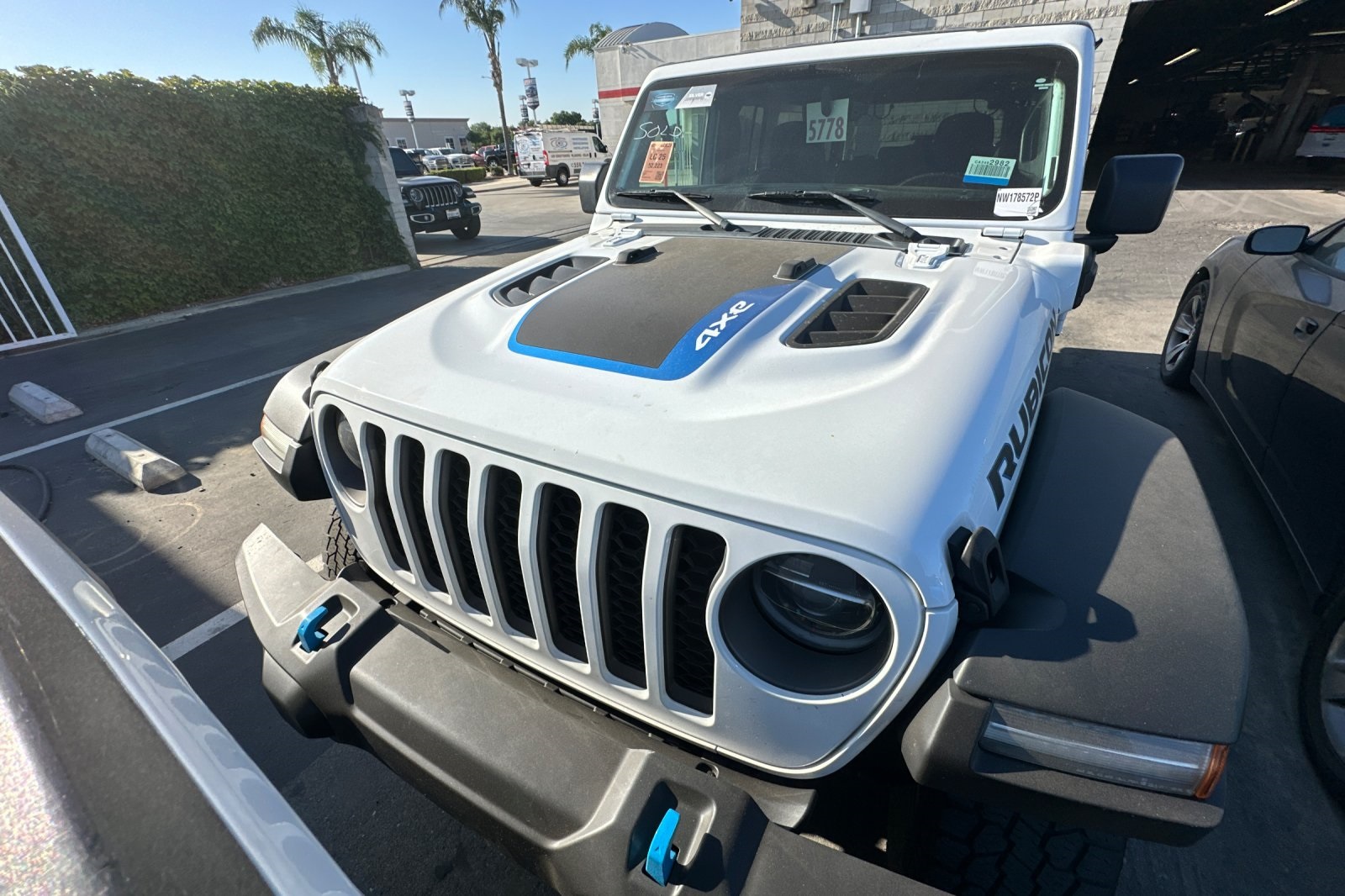 2022 Jeep Wrangler Unlimited Rubicon 4xe photo 7