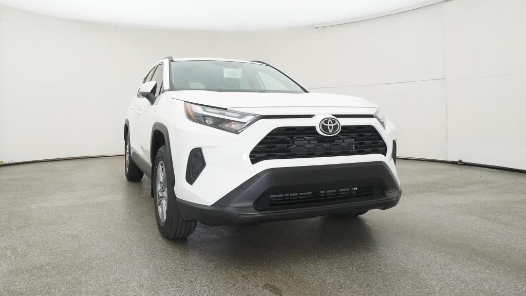 2025 Toyota RAV4 Hybrid XLE photo 27