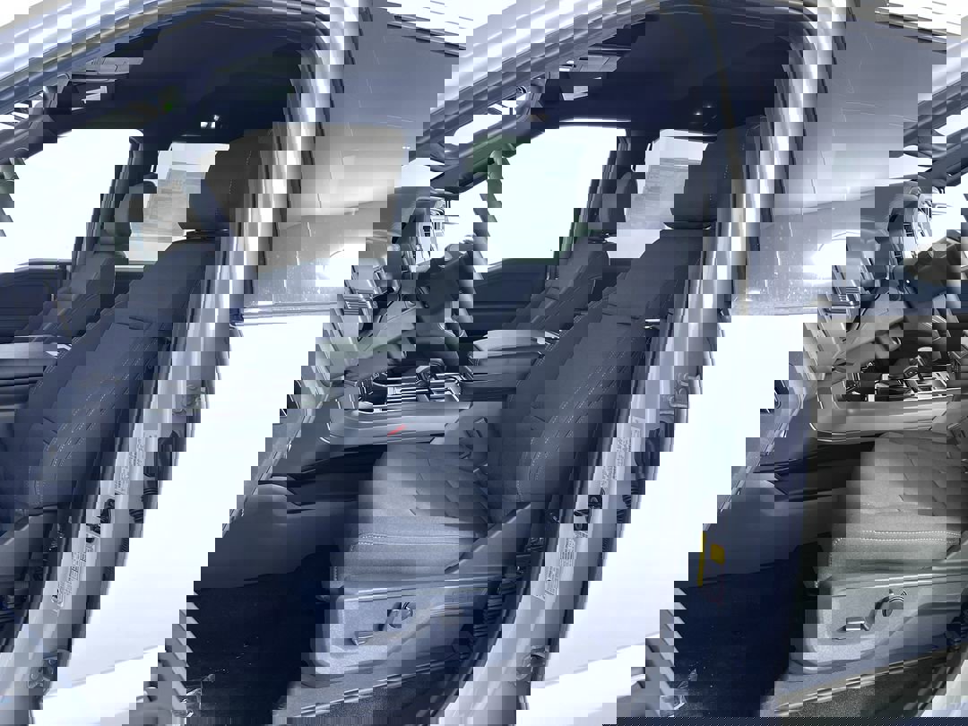 2025 Ford F-150 XLT photo 14