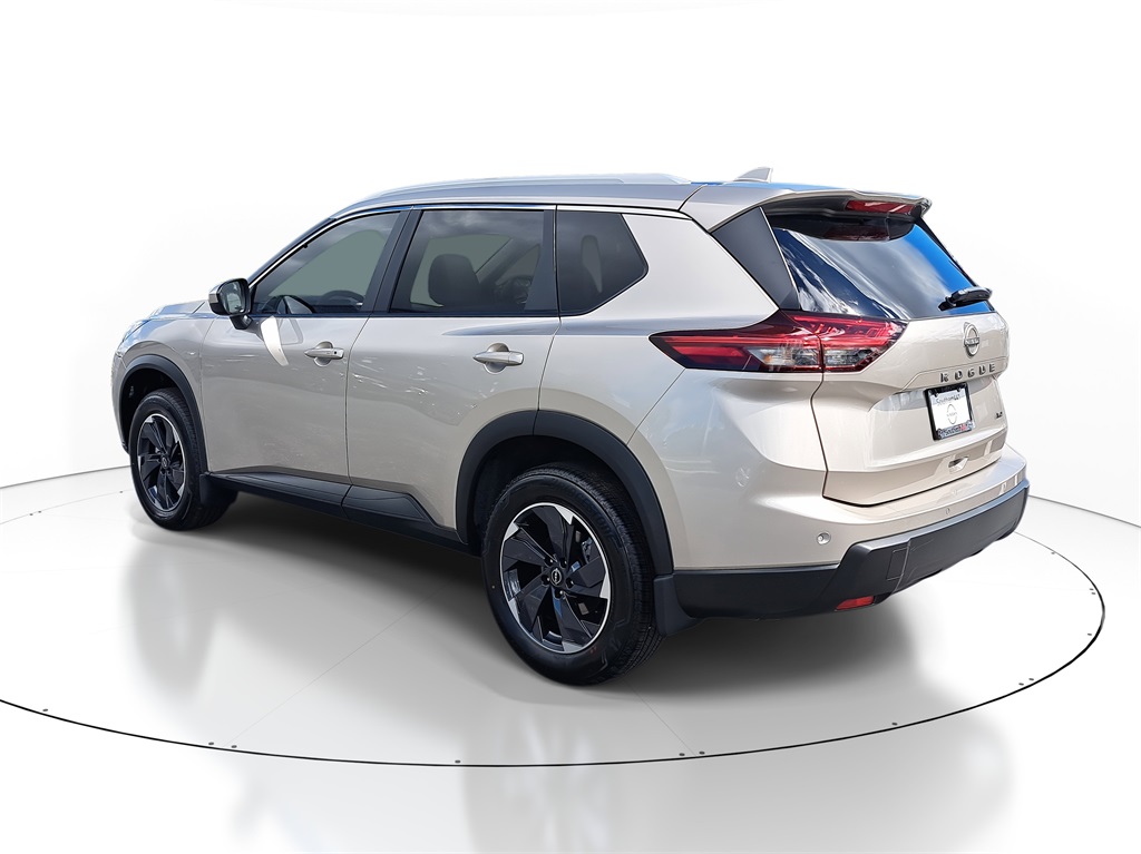 2026 Nissan Rogue SV photo 5