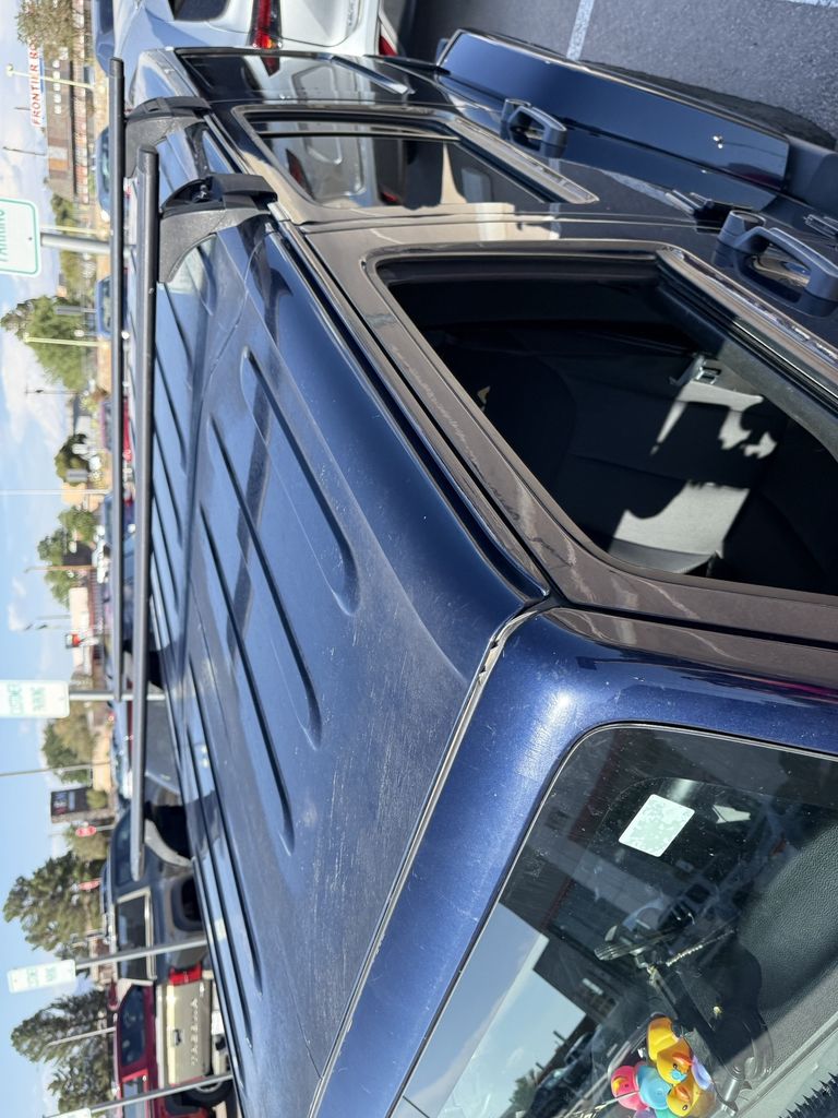 Used 2013 Blue Jeep Unlimited Sahara image 5