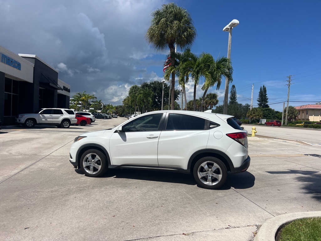 2021 Honda HR-V LX photo 8