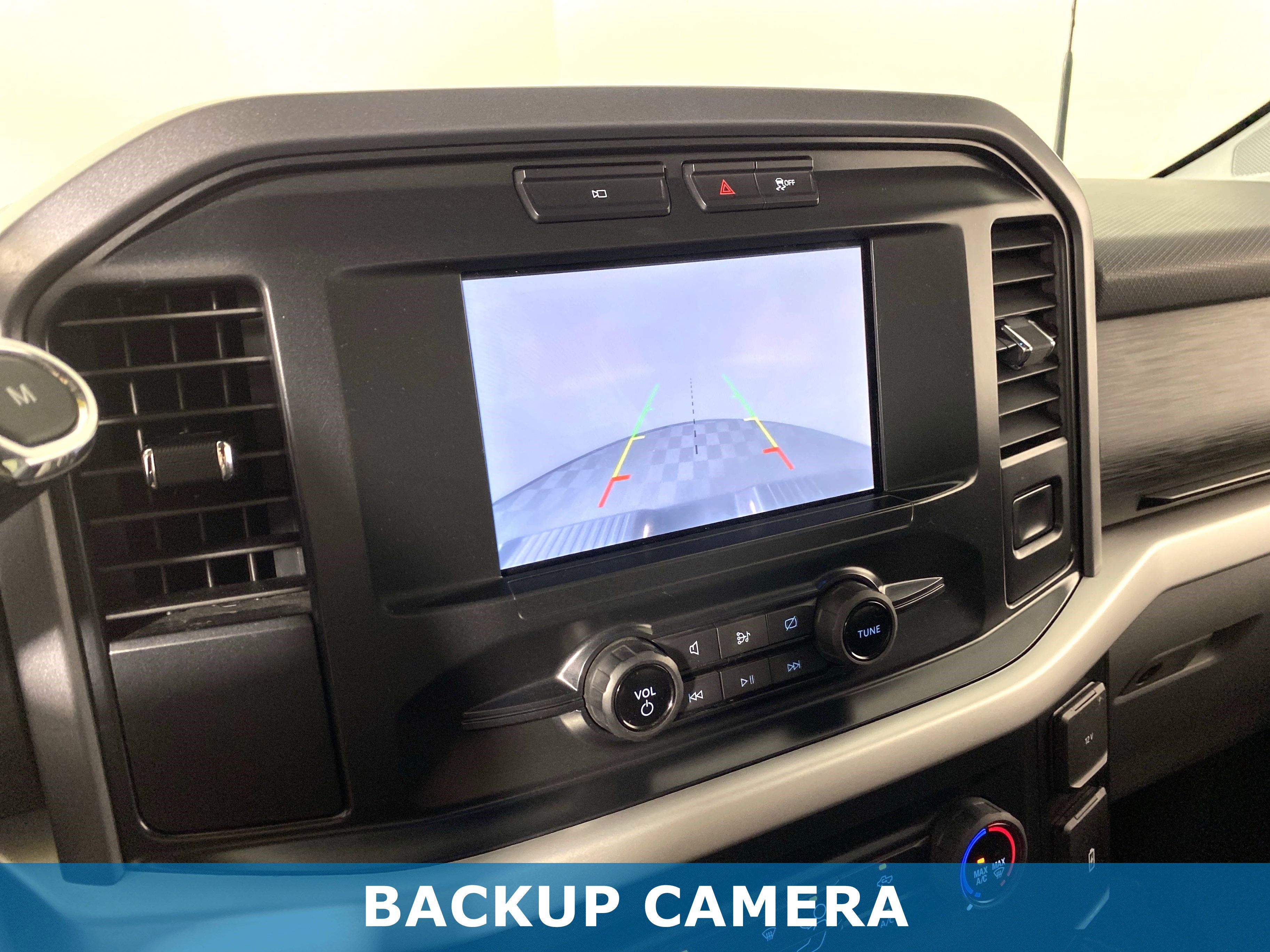 2022 Ford F-150 XLT photo 3