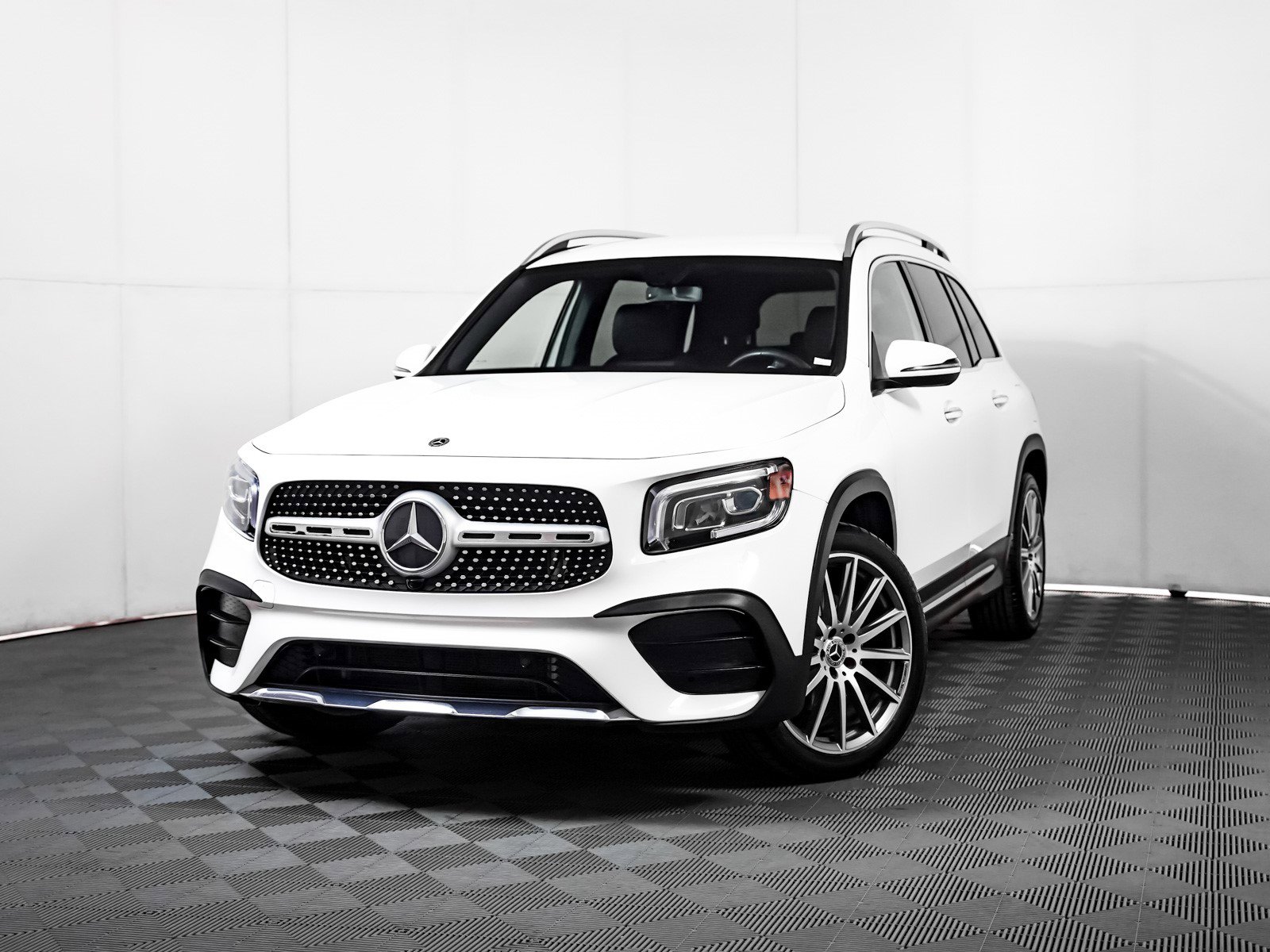 2021 Mercedes-Benz GLB Base