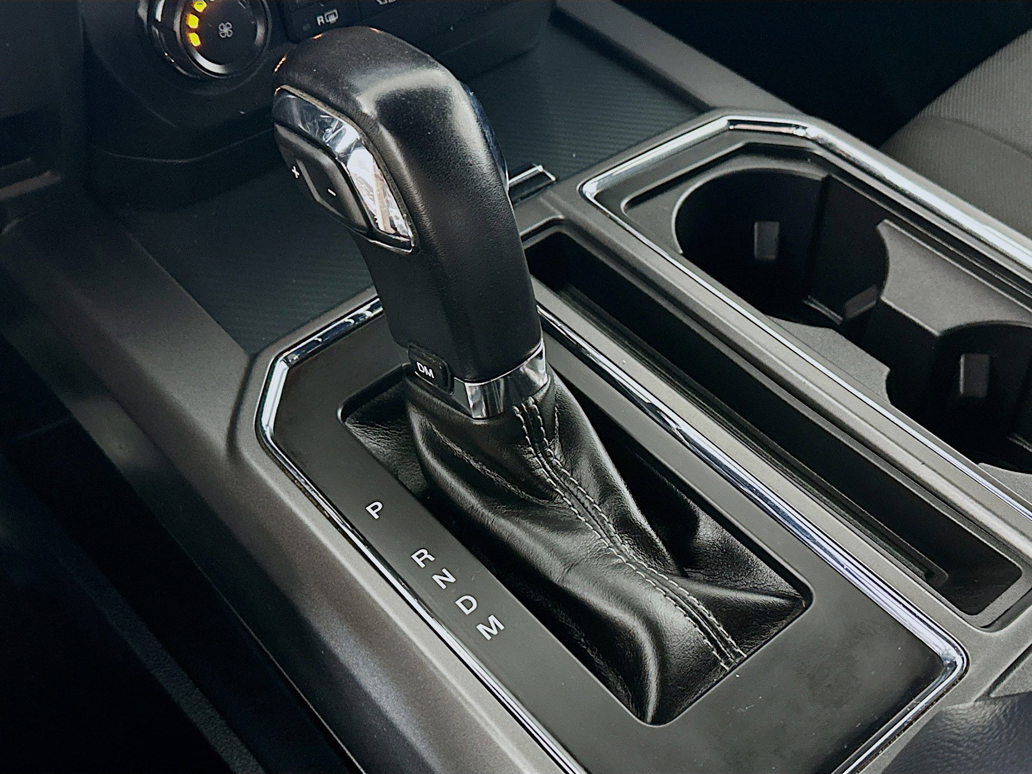 2019 Ford F-150 XLT photo 16