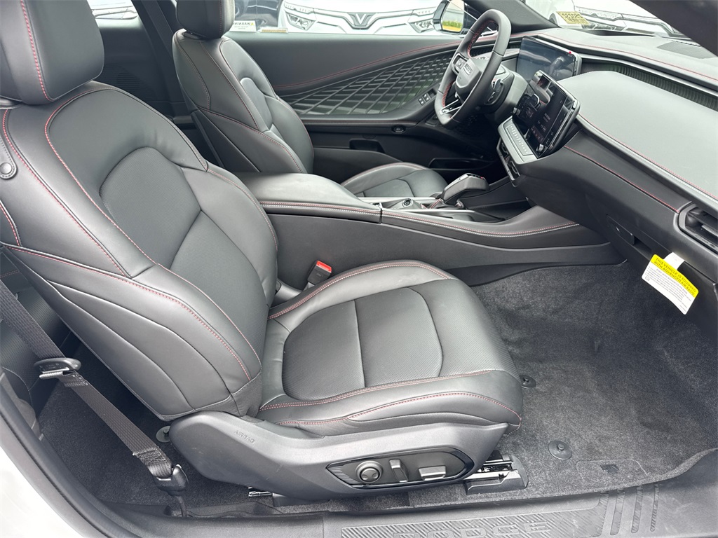 2024 Dodge Charger R/T photo 14