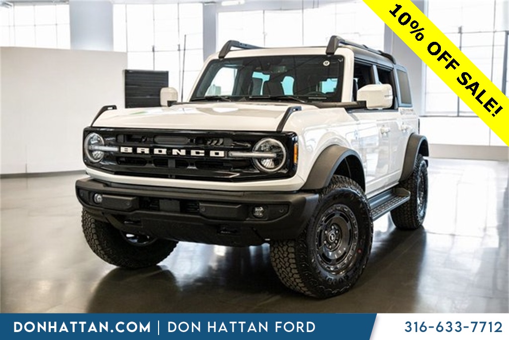 2025 Ford Bronco 4-Door Outer Banks's photo