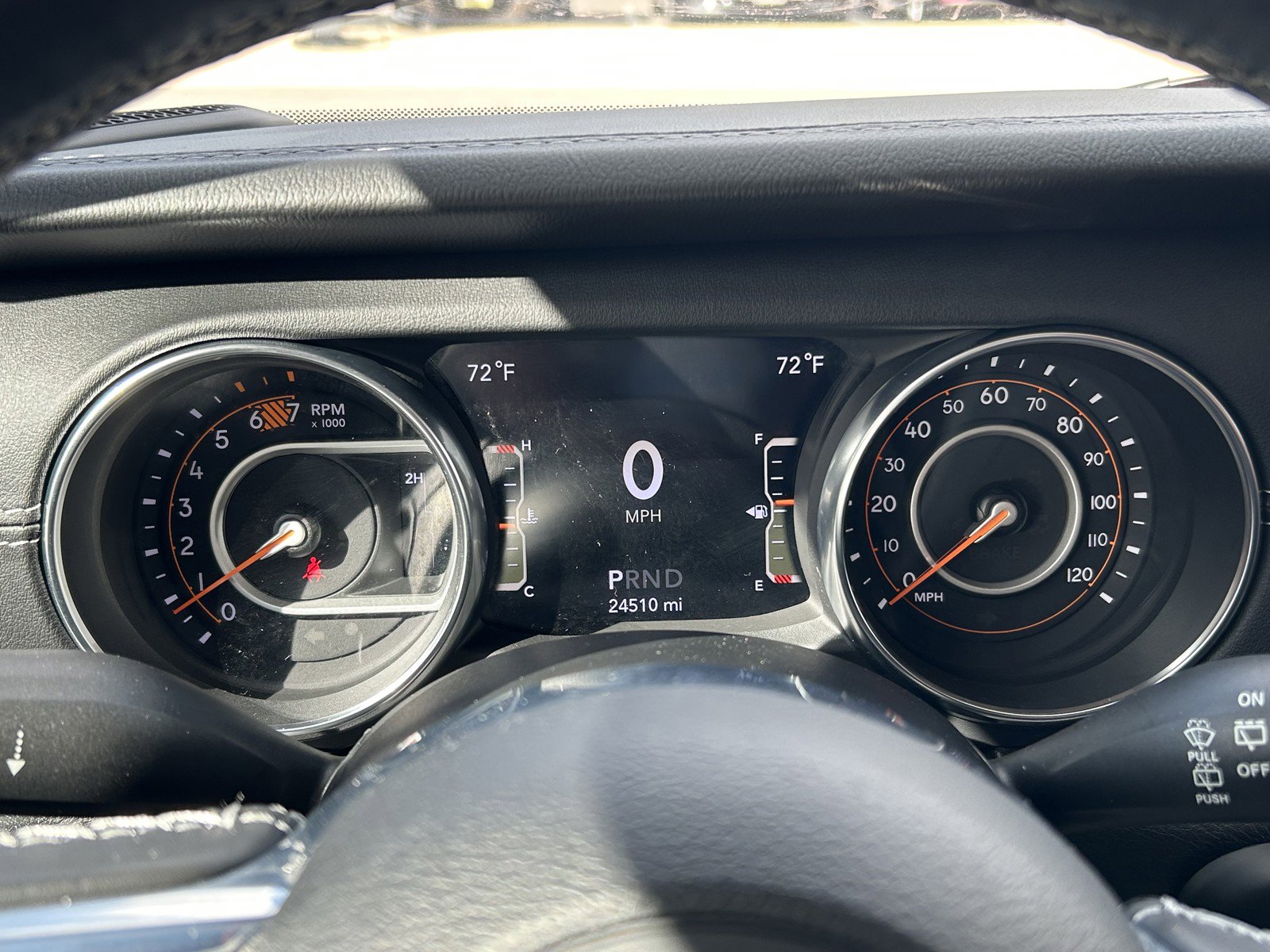 2020 Jeep Wrangler Unlimited Sahara photo 25