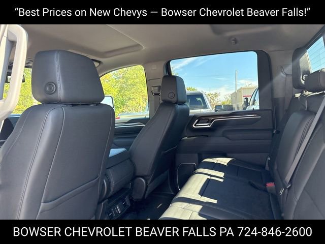 2025 Chevrolet Silverado 2500HD LT photo 3