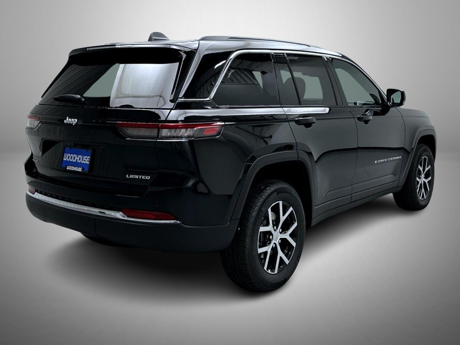 2025 Jeep Grand Cherokee Limited photo 4