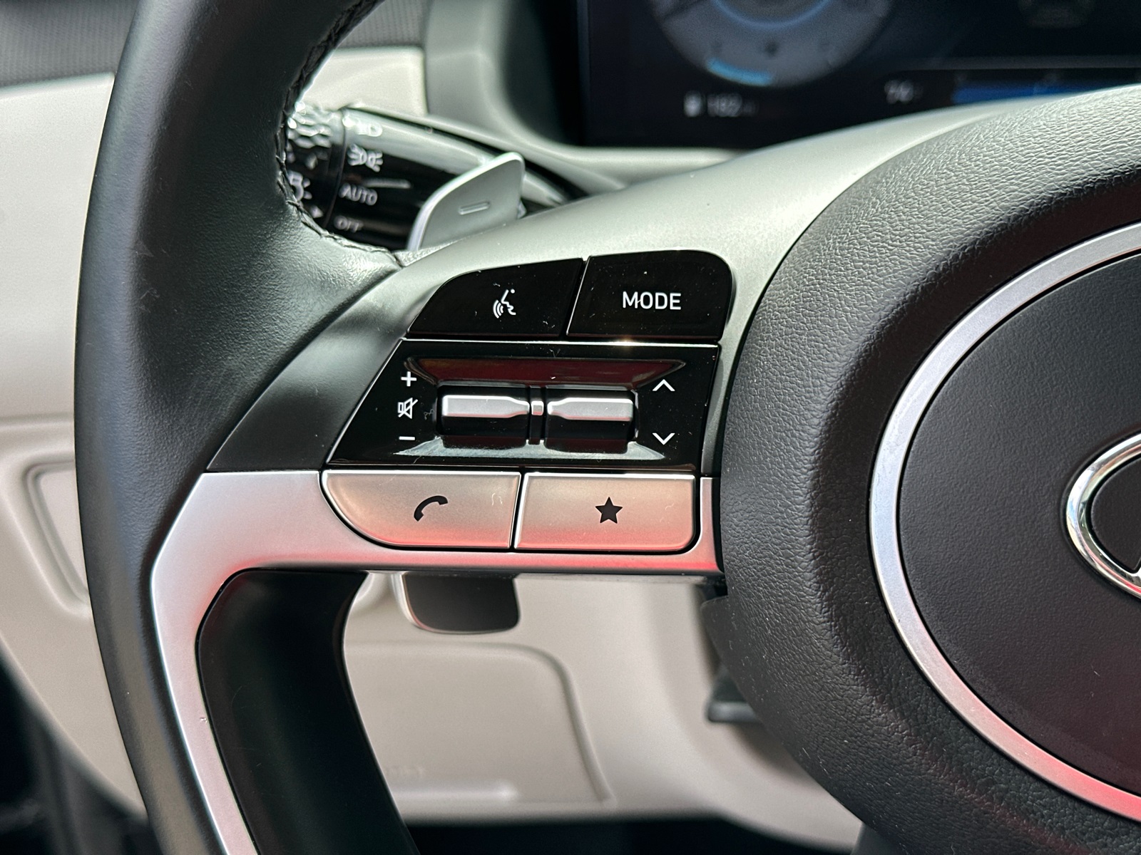 2022 Hyundai Tucson Limited photo 26