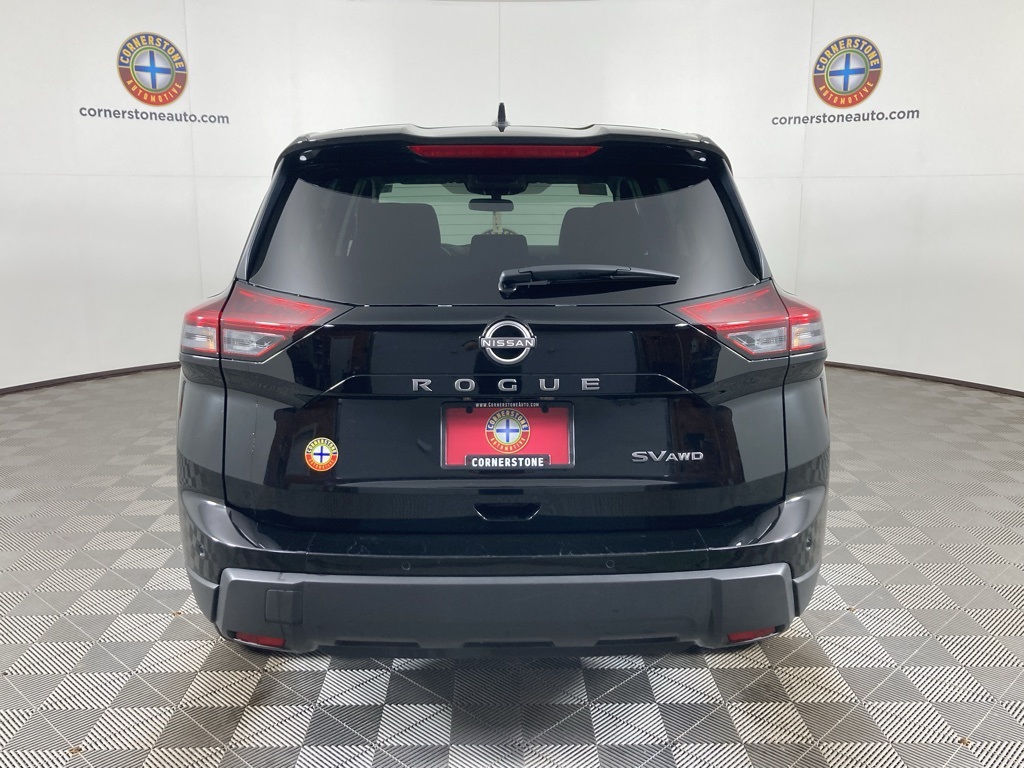 2024 Nissan Rogue SV photo 14