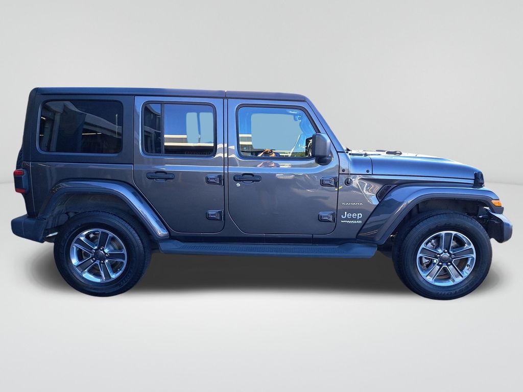 2019 Jeep Wrangler Unlimited Sahara photo 4