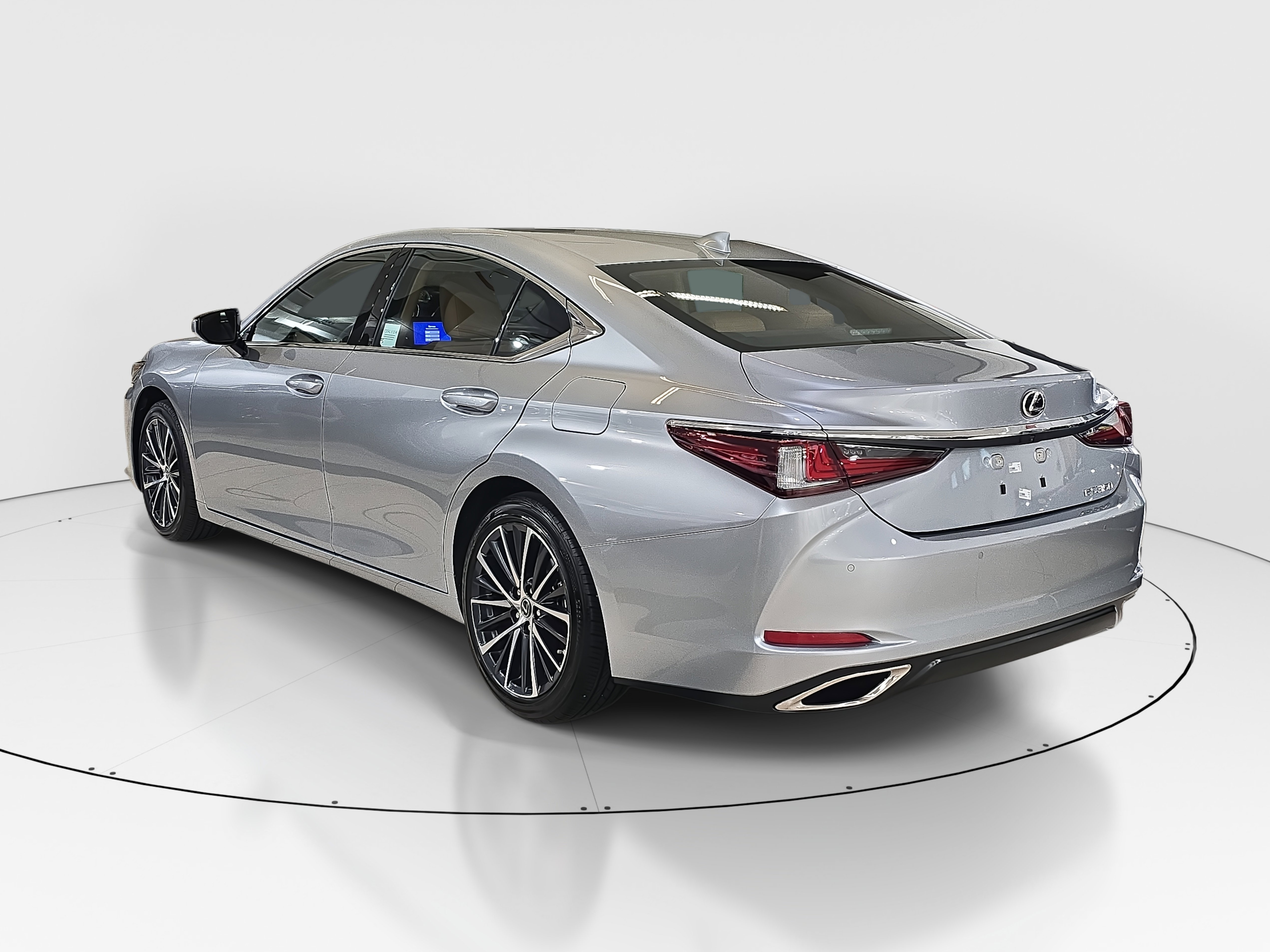 2025 Lexus ES 350 photo 4