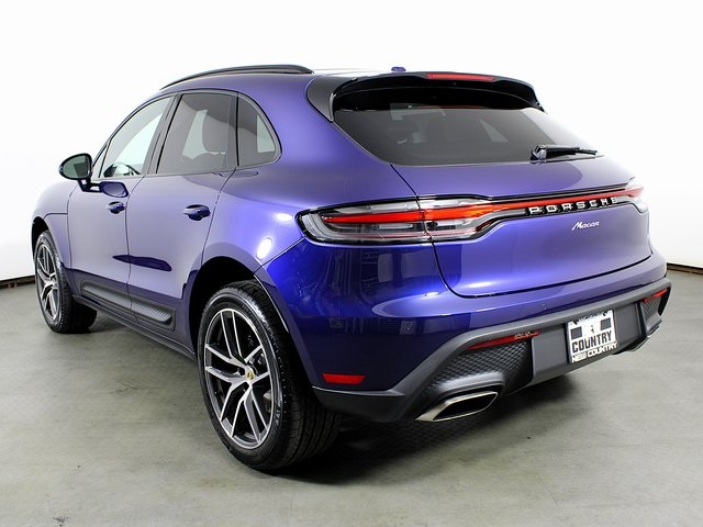 2026 Porsche Macan T photo 3