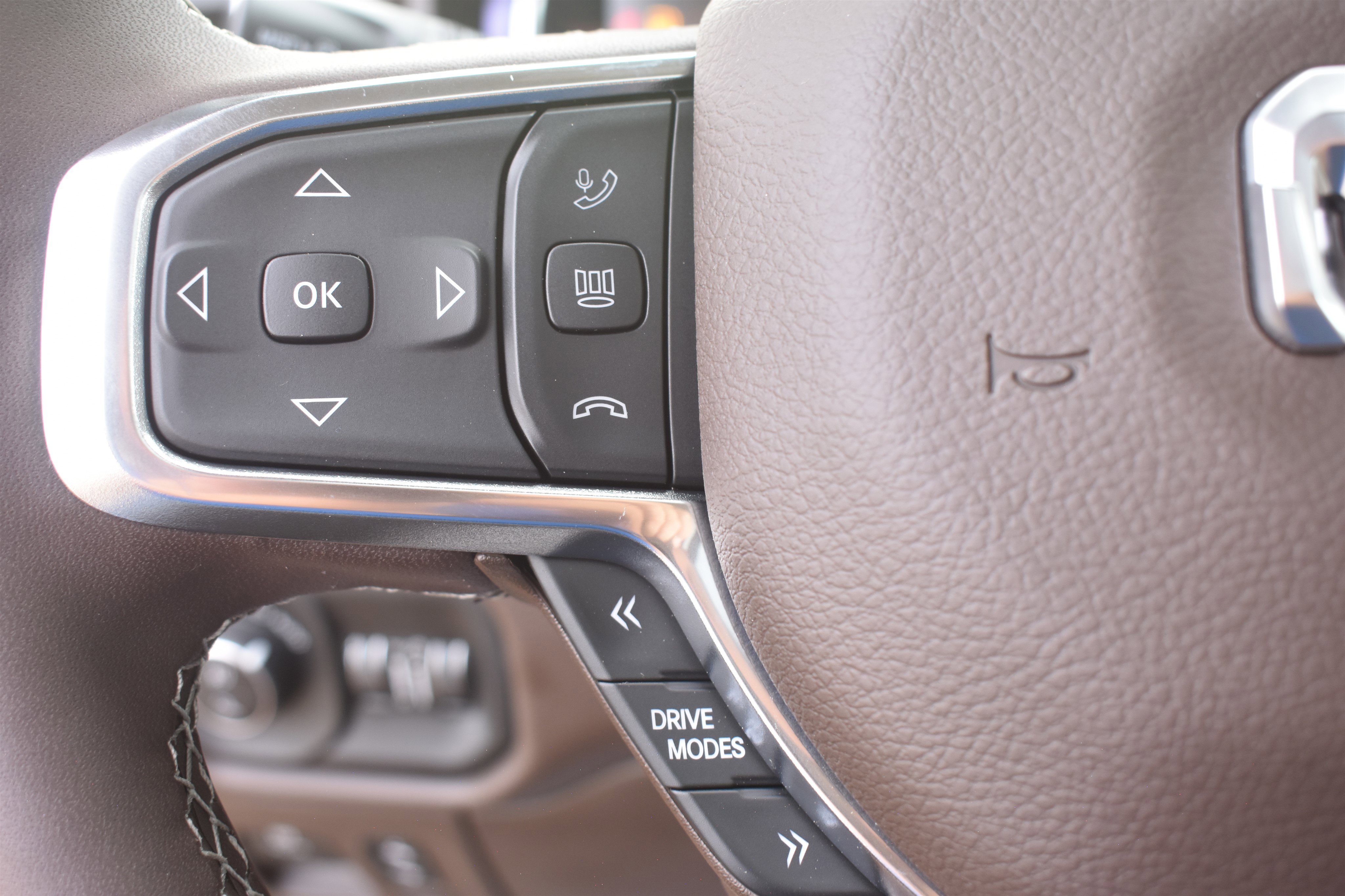 2026 Ram 1500 Laramie photo 17