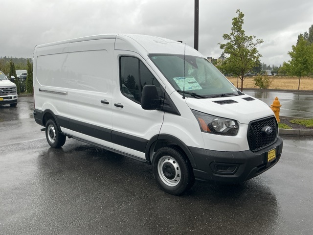 2025 Ford Transit photo 3