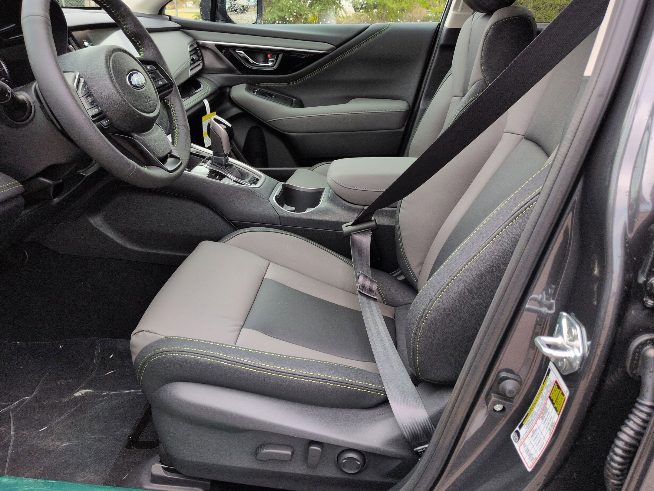 2025 Subaru Outback Onyx Edition XT photo 11