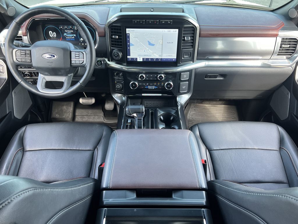 2023 Ford F-150 Lariat photo 2
