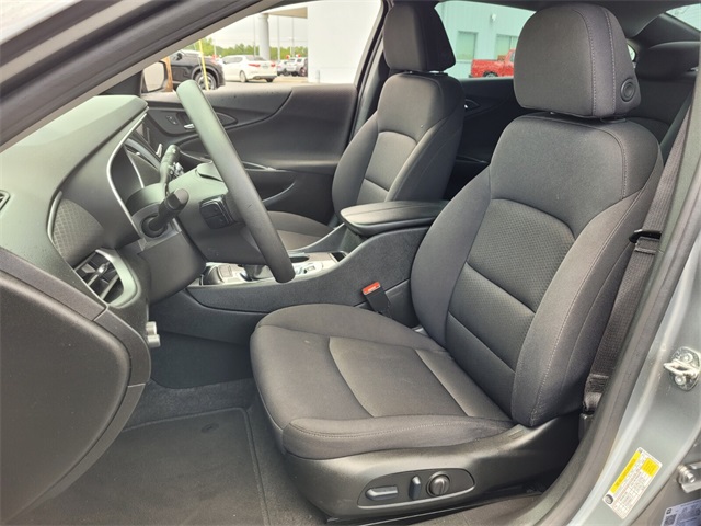 2024 Chevrolet Malibu 1LT photo 6